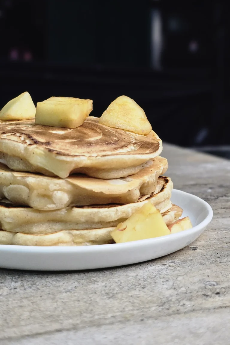 Apple Cinnamon Pancakes
